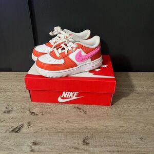 Nike Kids Orange and Pink Sneakers